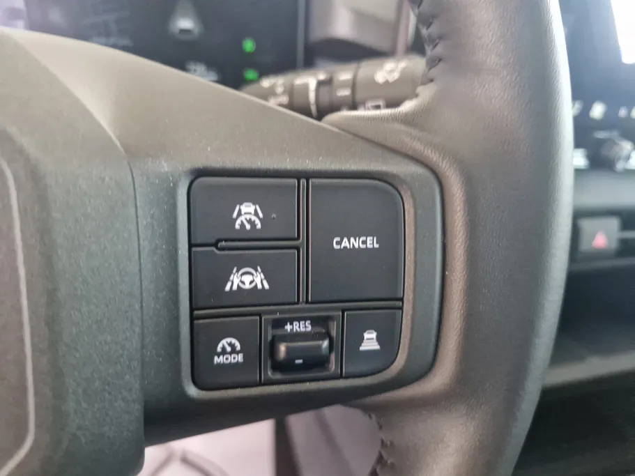 2026 Toyota RAV4 XSE HEV 