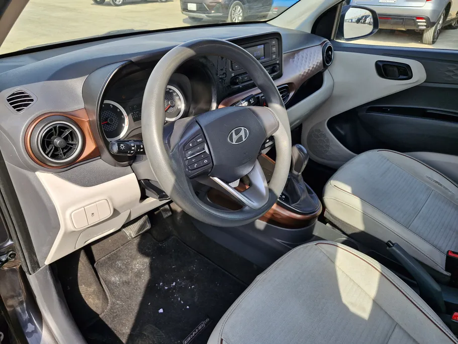 هيونداي Grand i10 فلييت 2024 