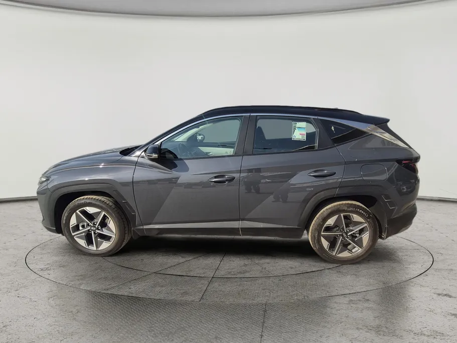 2025 Hyundai Tucson Smart 