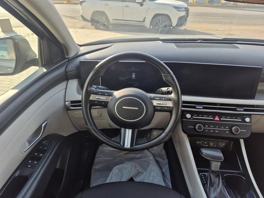 2025 Hyundai Tucson Smart 