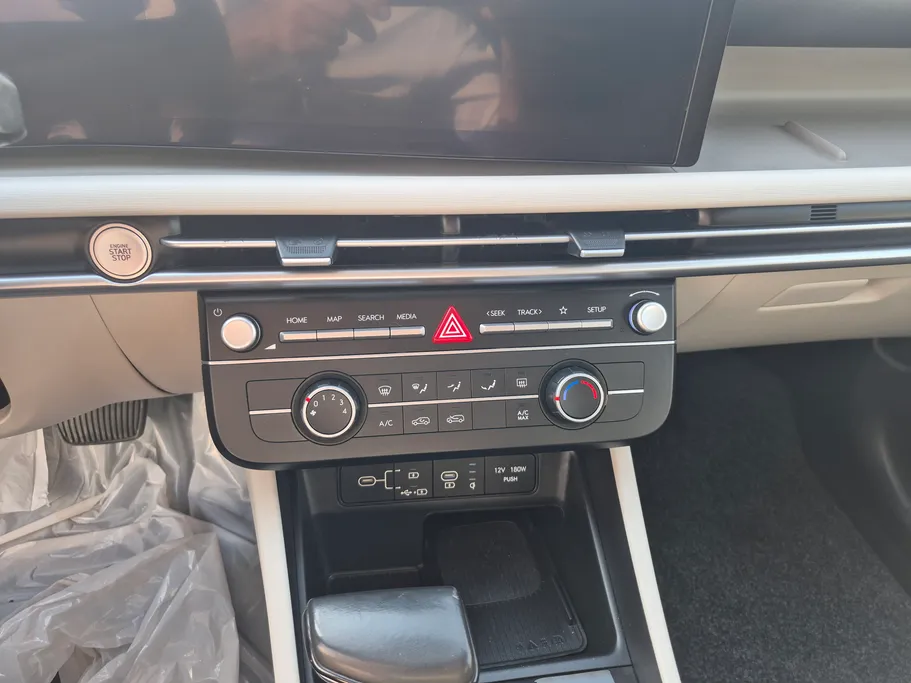 2025 Hyundai Tucson Smart 