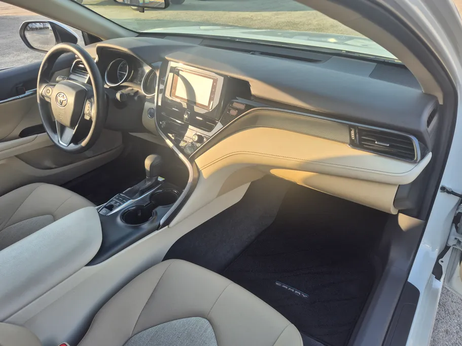 2023 Toyota Camry  LE HEV 