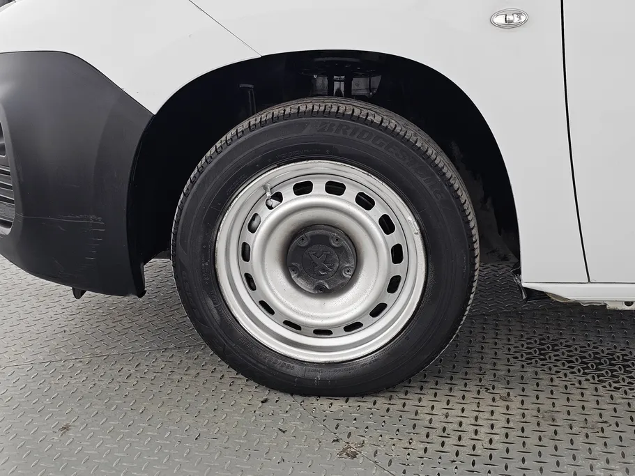 بيجو بارتنر Short van 2023 