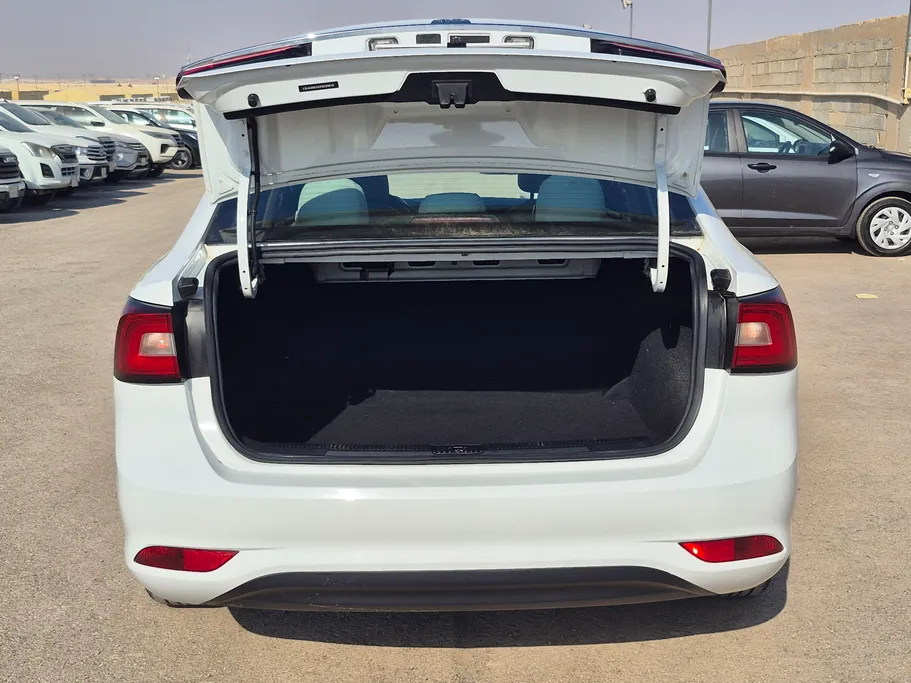 2023 ام جي 5 STD 