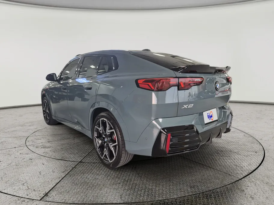 بي ام دبليو الفئة اكس 2 xDrive 20i 2025 