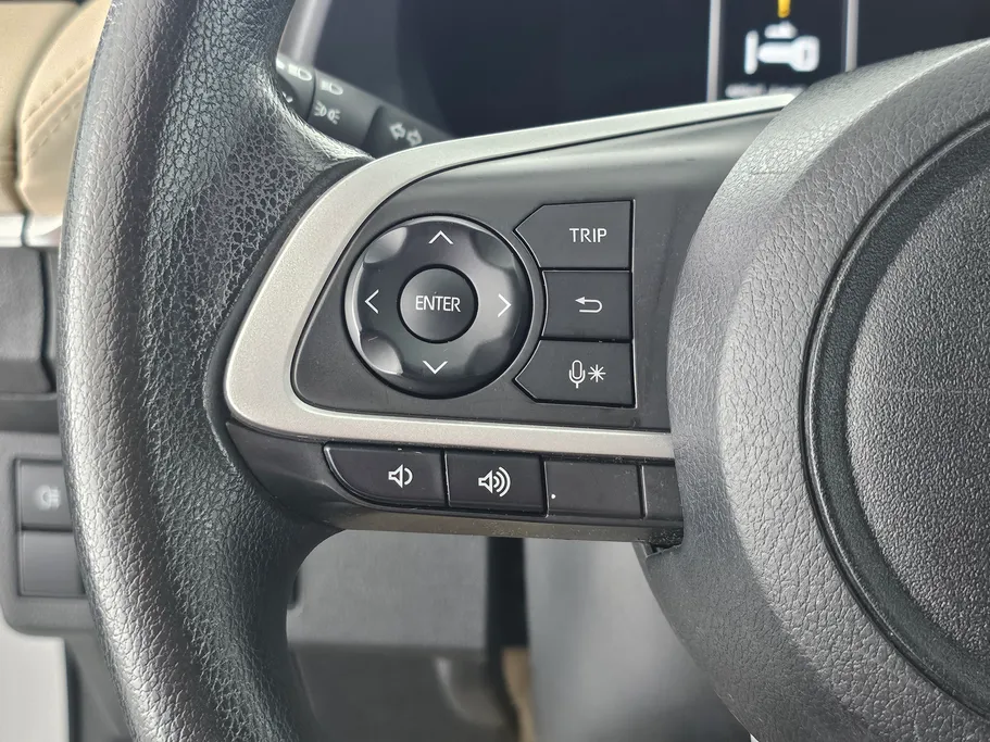 2024 Toyota Yaris  Y Plus 