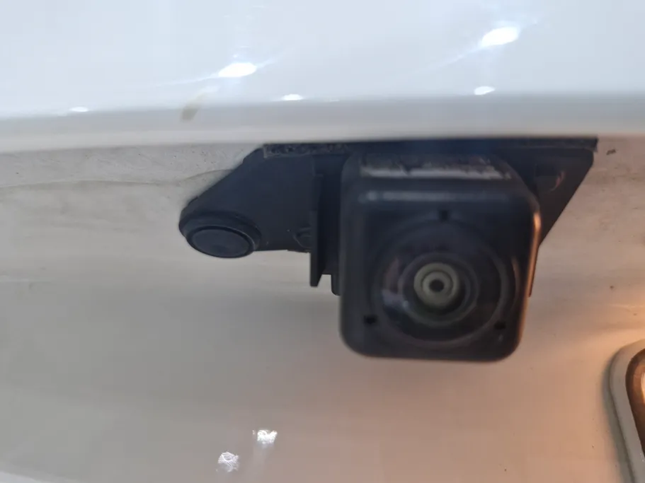 ميتسوبيشي ASX GLX 2022 