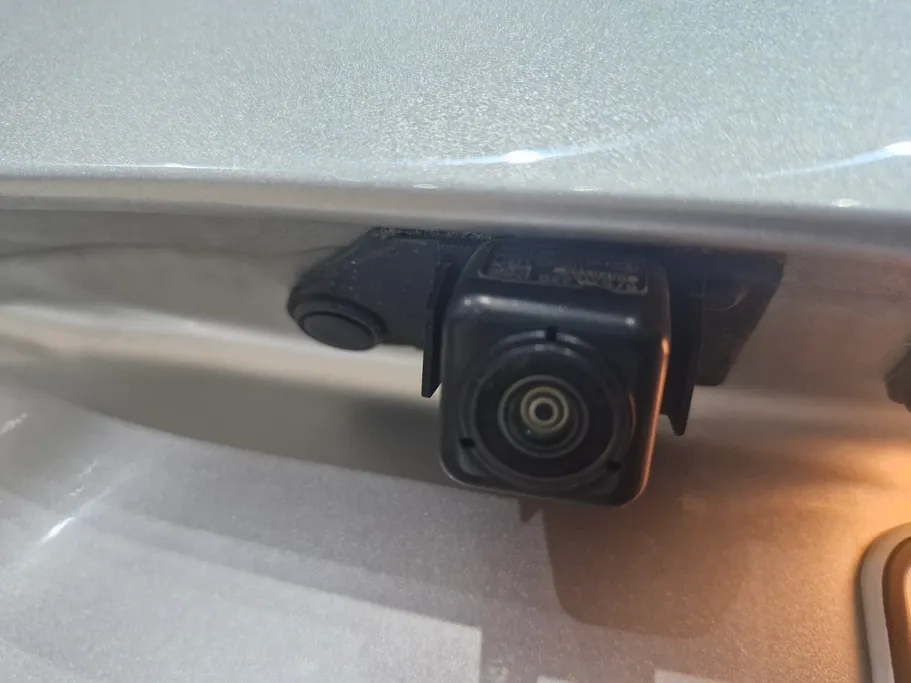 ميتسوبيشي ASX GLX 2022 