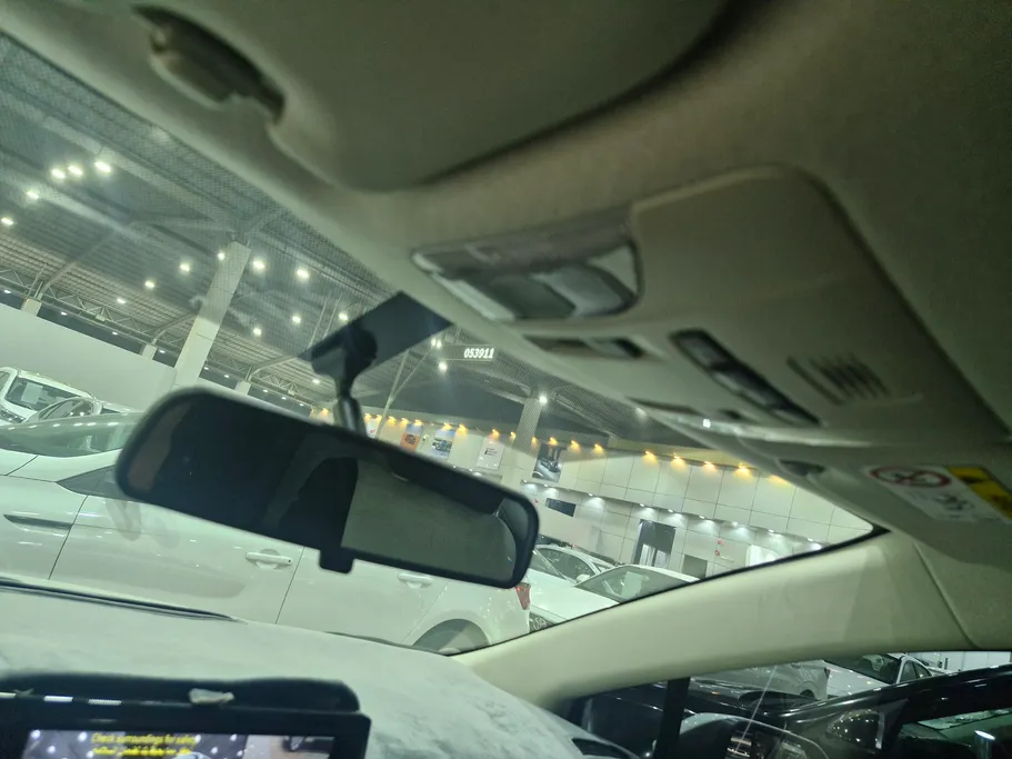 2025 Toyota Corolla XLI Executive Moonroof 