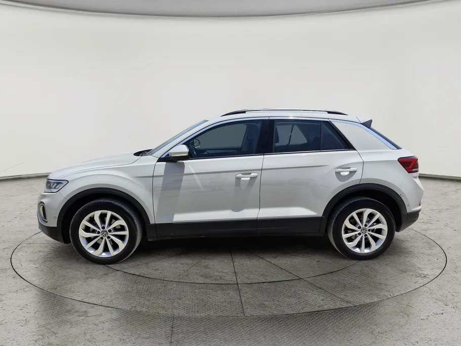 2024 Volkswagen T Roc Life 