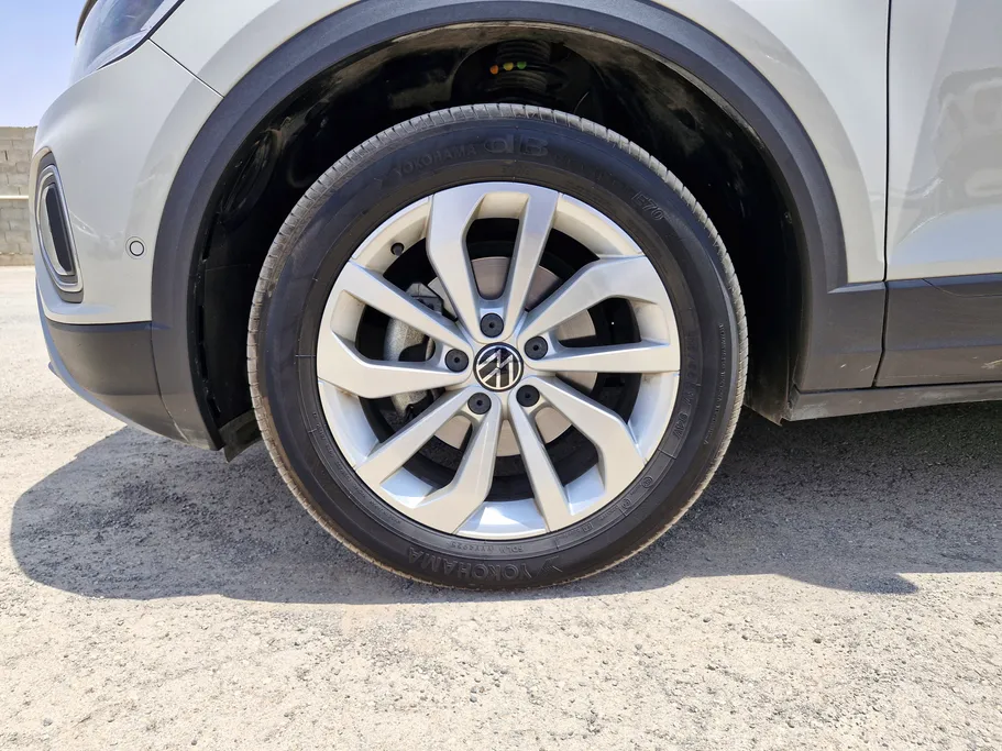 2024 Volkswagen T Roc Life 