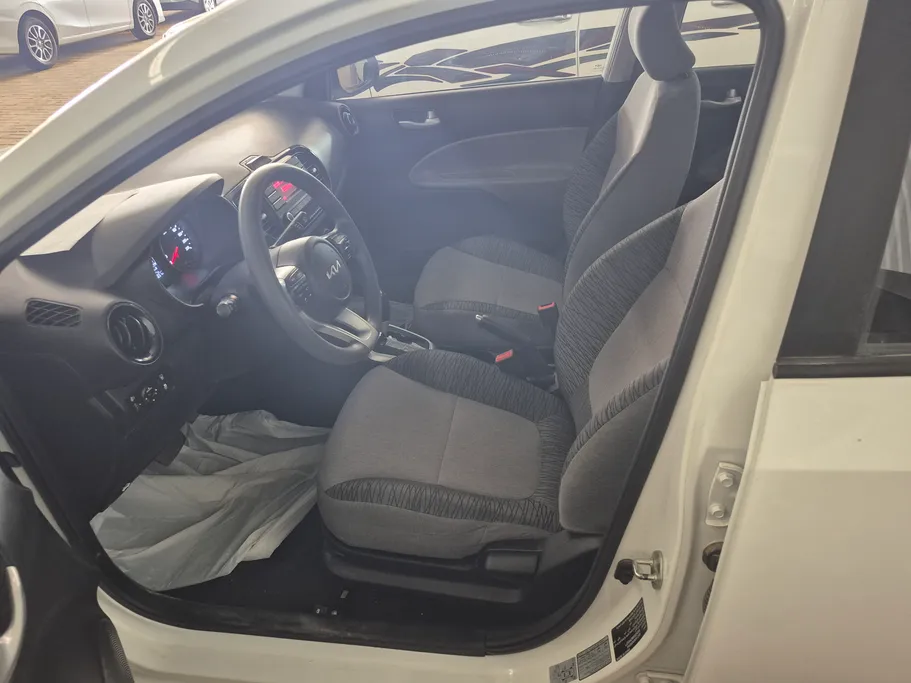2024 Kia Pegas LX 