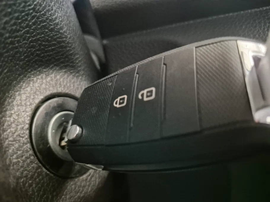2024 Kia Pegas LX 