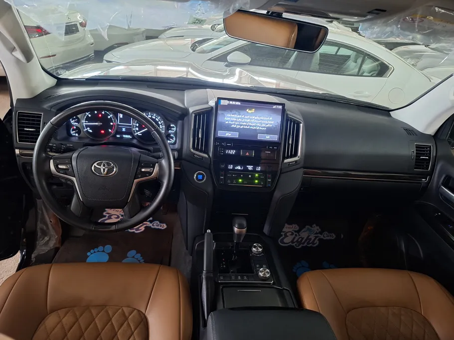 تويوتا لاندكروزر GXR Grand Touring 2021 