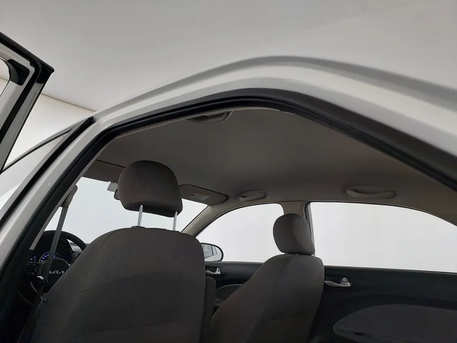 2025 Kia Pegas LX 