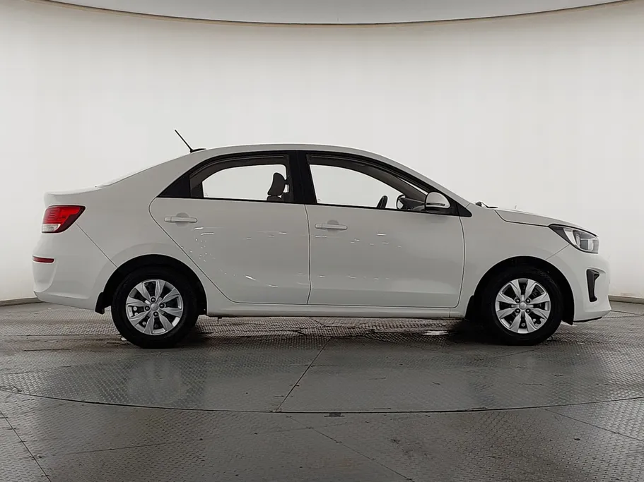 2025 Kia Pegas LX 