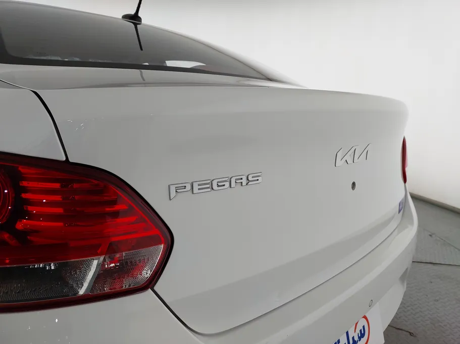 2025 Kia Pegas LX 