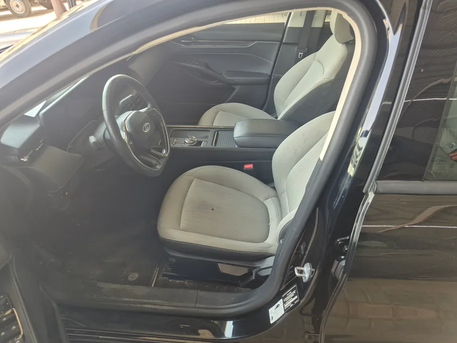 2023 Ford Taurus Ambiente 