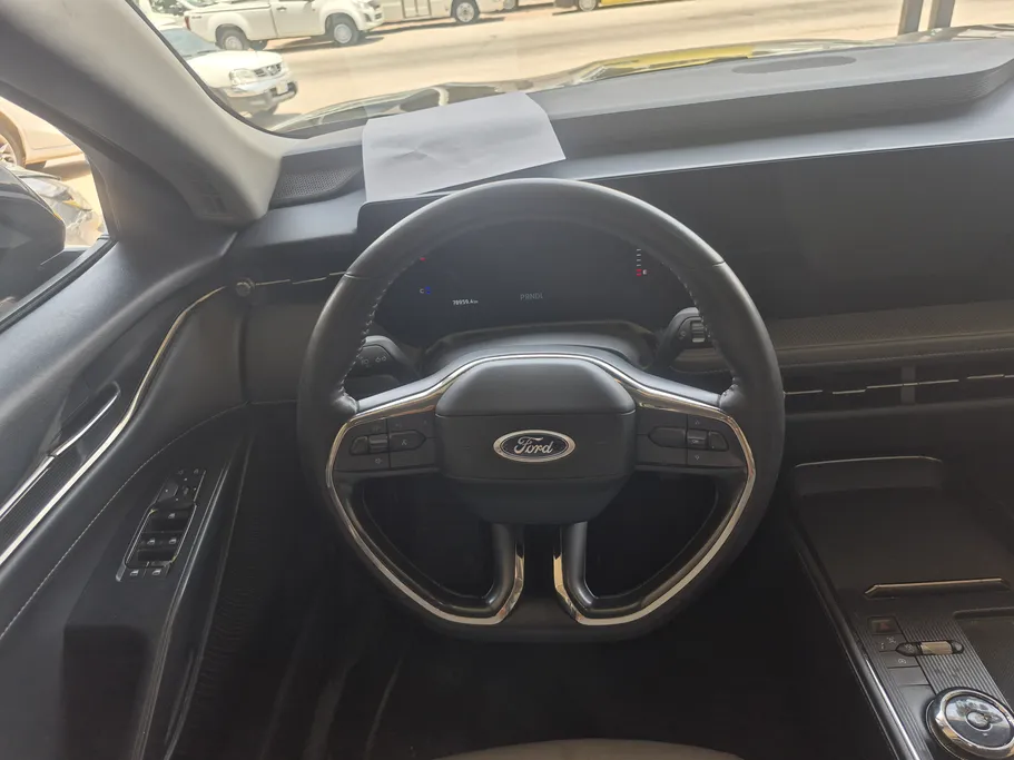 2023 Ford Taurus Ambiente 