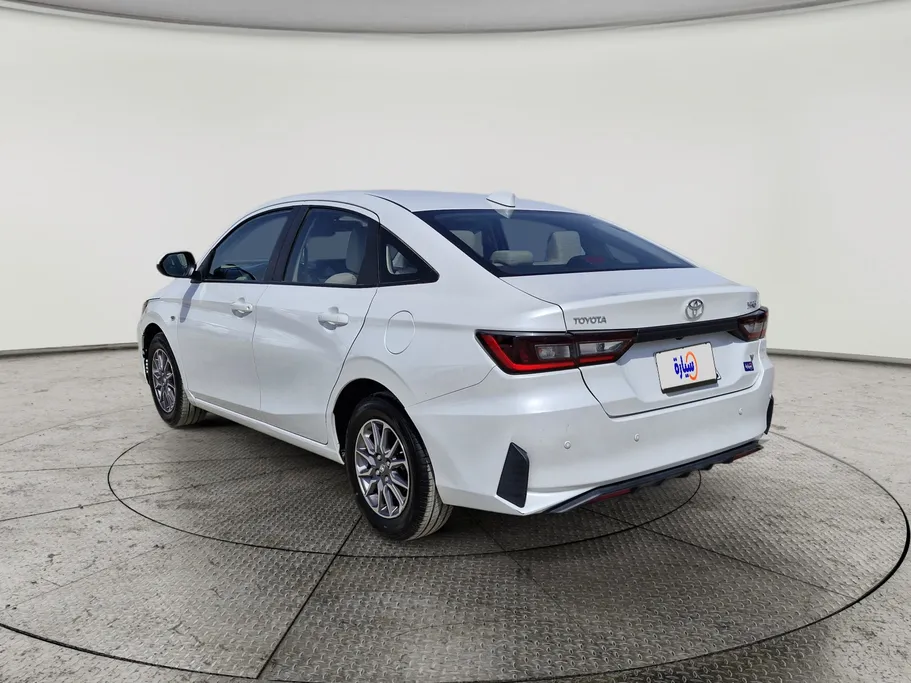 2024 تويوتا Yaris  Y 