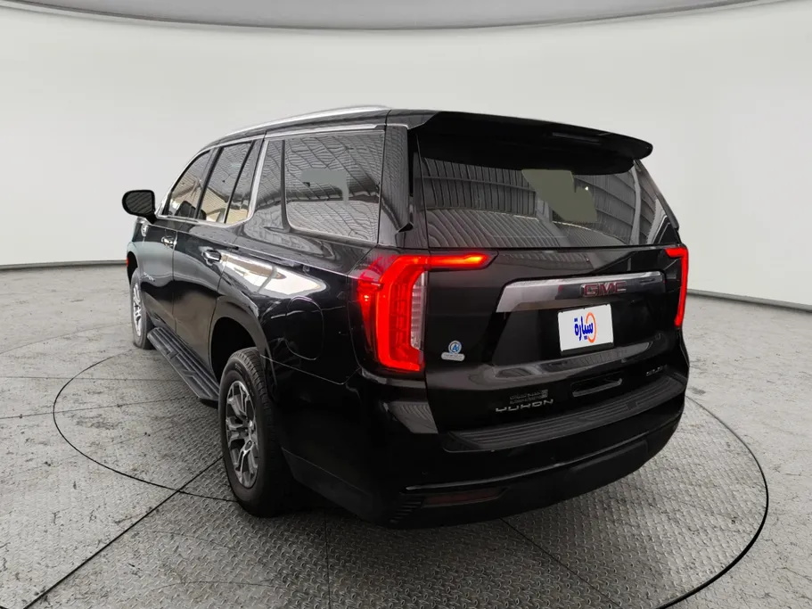 2024 GMC Yukon SLE 