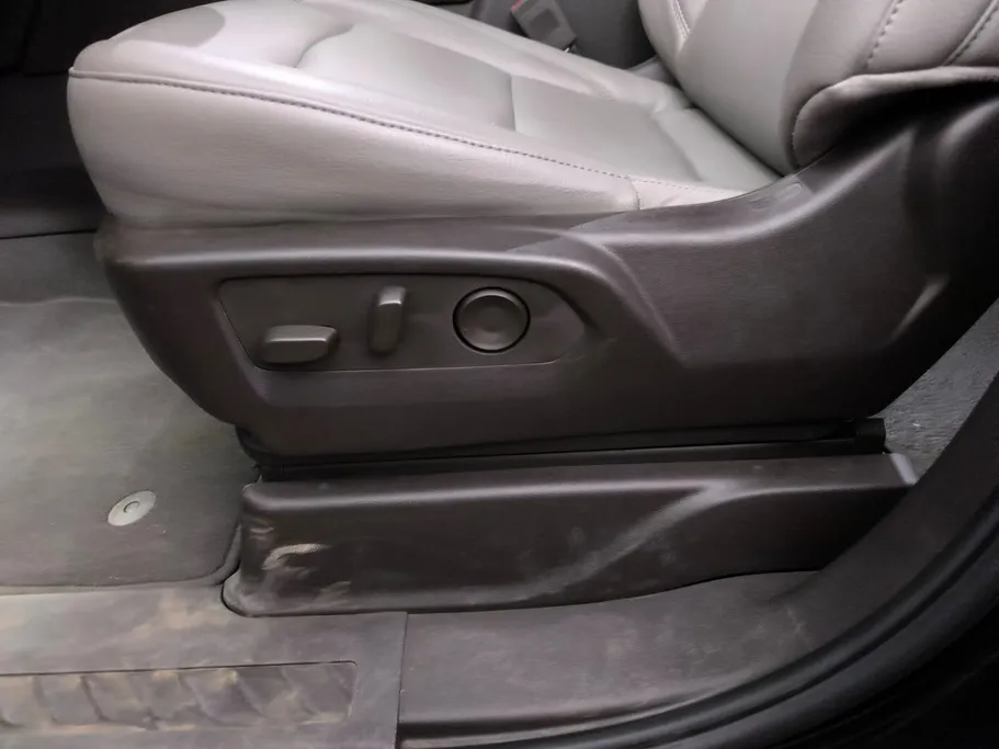 2024 GMC Yukon SLE 
