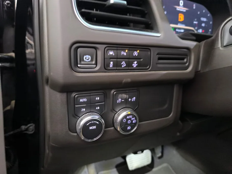 2024 GMC Yukon SLE 