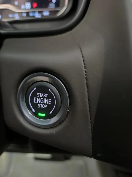 2024 GMC Yukon SLE 