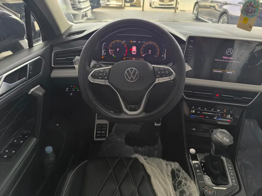 2023 Volkswagen Tiguan R Line 