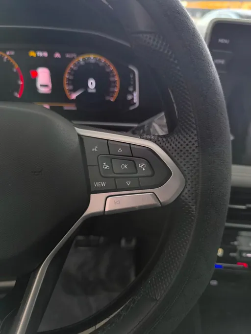 2023 Volkswagen Tiguan R Line 