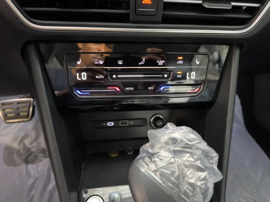 2023 Volkswagen Tiguan R Line 