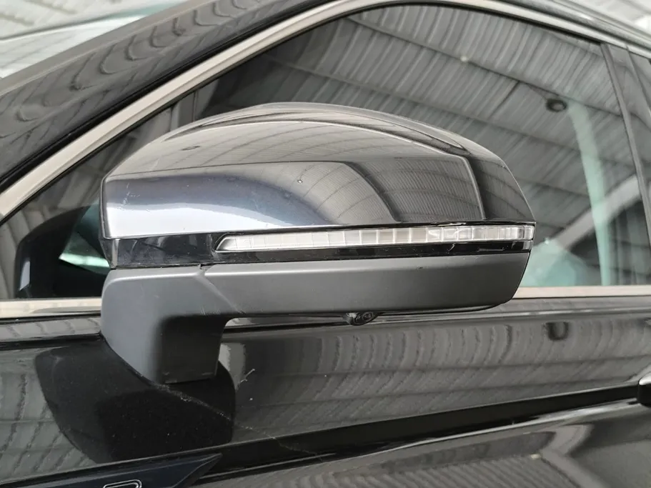 2023 Volkswagen Tiguan R Line 