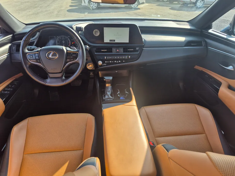 لكزس ES 250 AA Elegant 2023 
