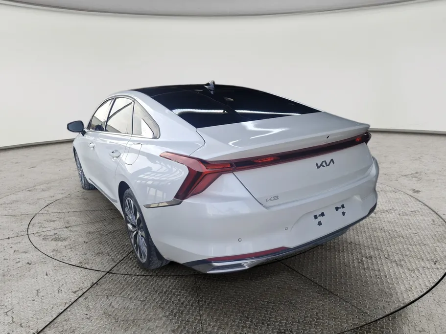 كيا K8 LX 2023 