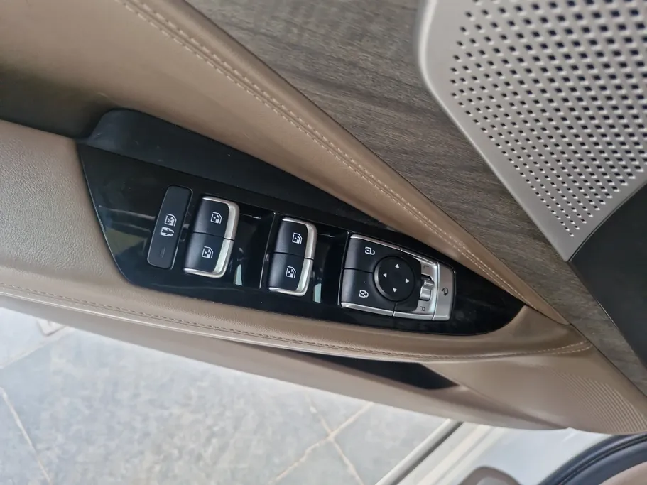 كيا K8 LX 2023 