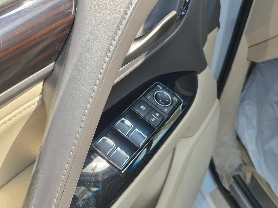 لكزس LX 570 S 2019 