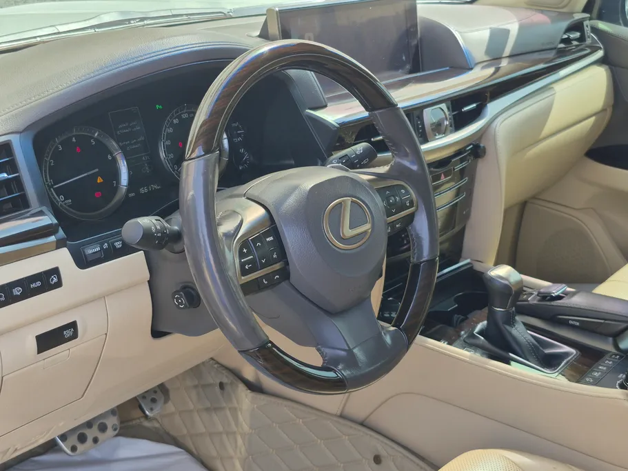 لكزس LX 570 S 2019 