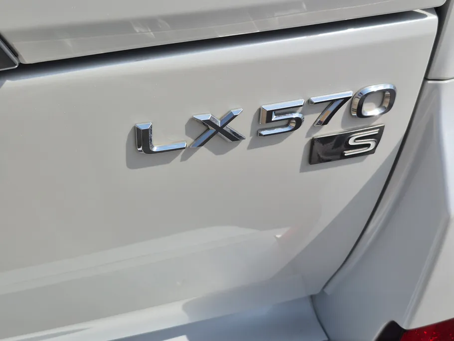 لكزس LX 570 S 2019 