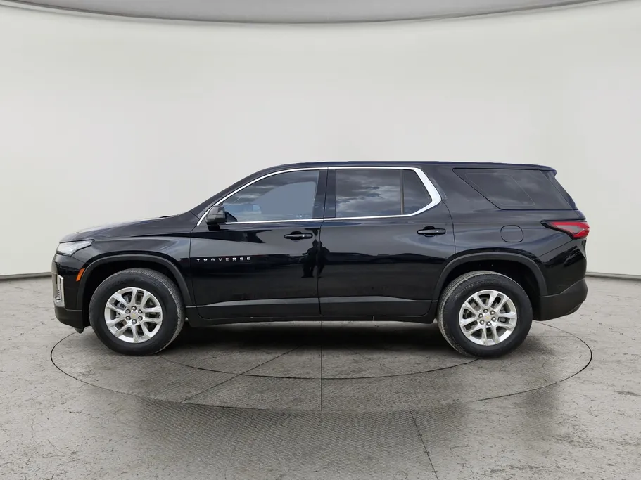 2022 Chevrolet Traverse LS 