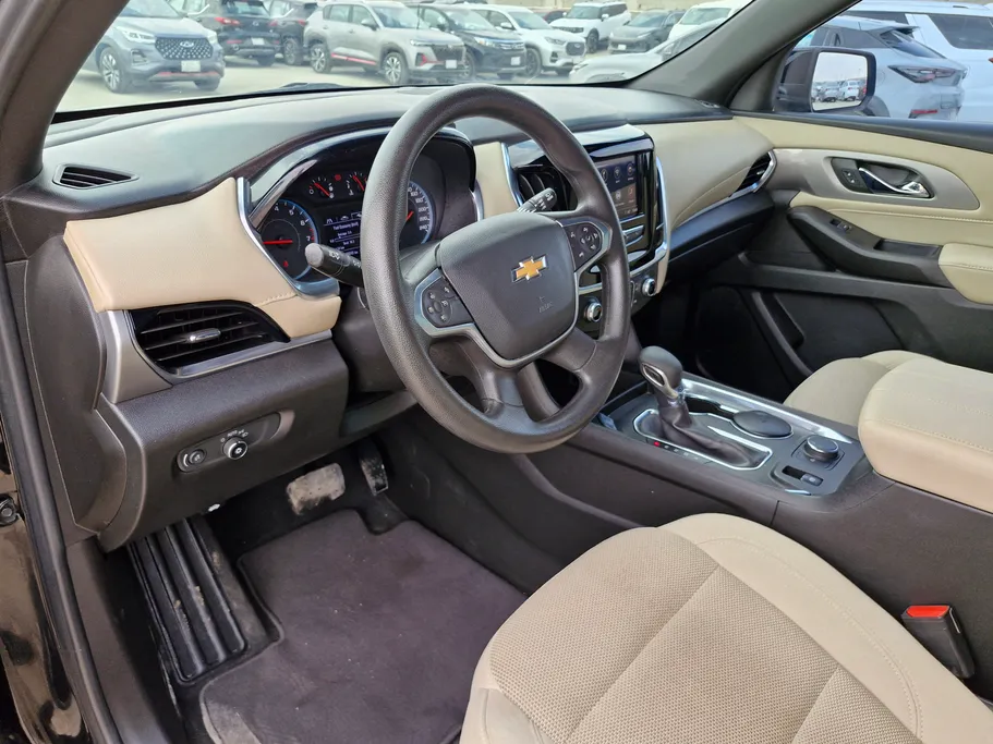 2022 Chevrolet Traverse LS 