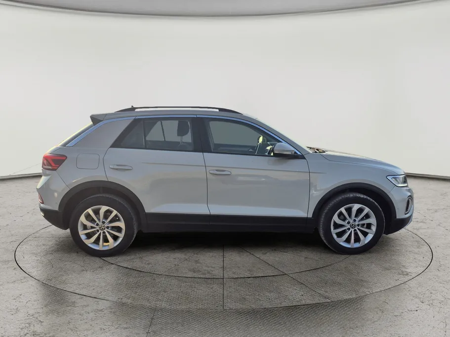 2024 Volkswagen T Roc ترند 