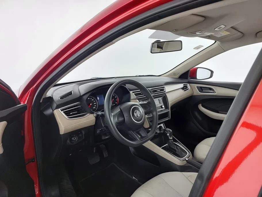 2022 MG 5 STD 