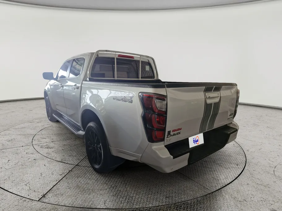 ايسوزو دي ماكس GT 2025 