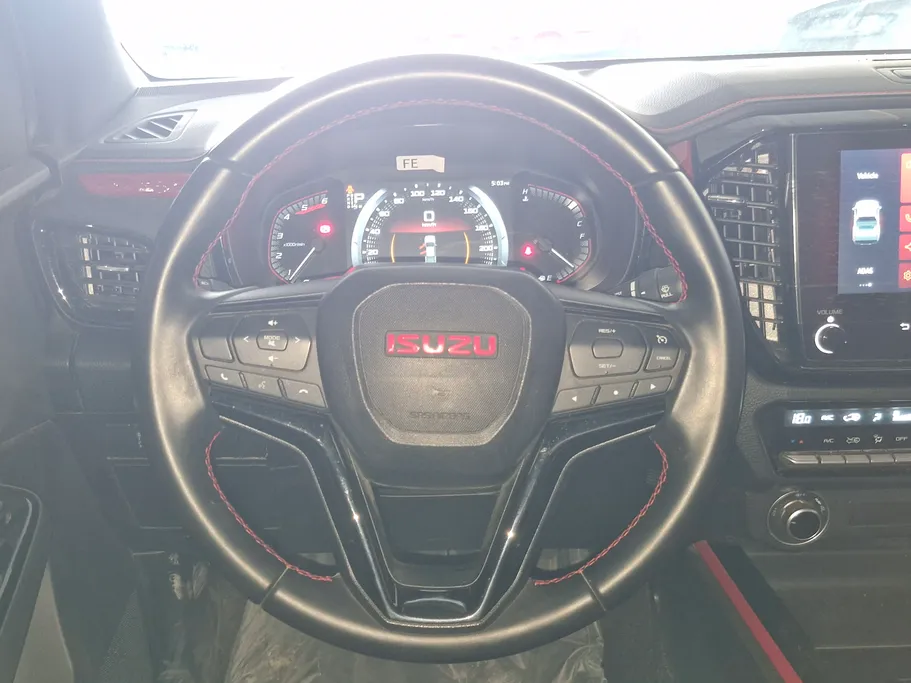 ايسوزو دي ماكس GT 2025 
