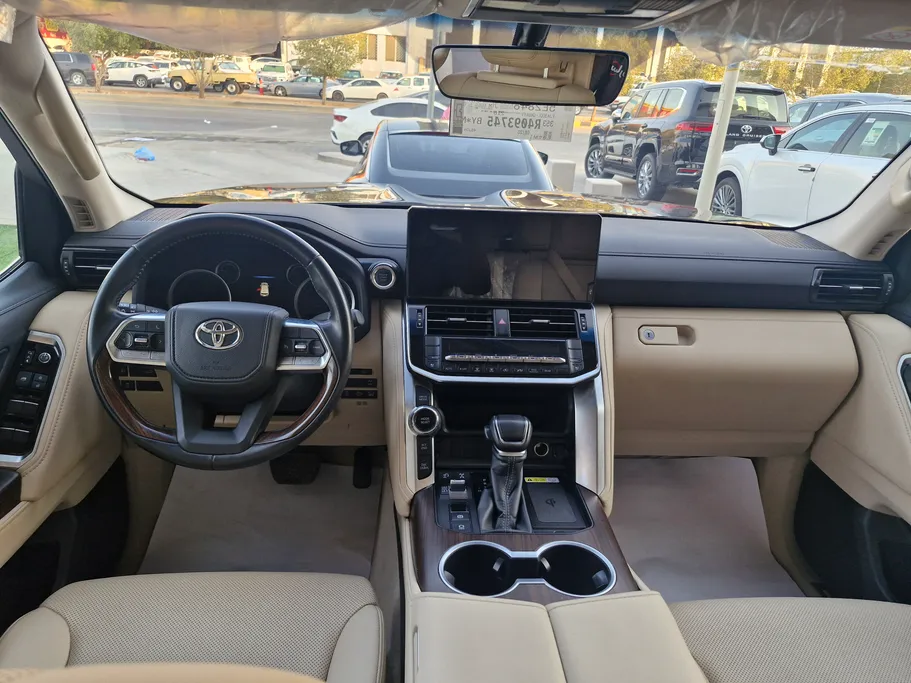 تويوتا لاندكروزر GXR4 DSL 2024 