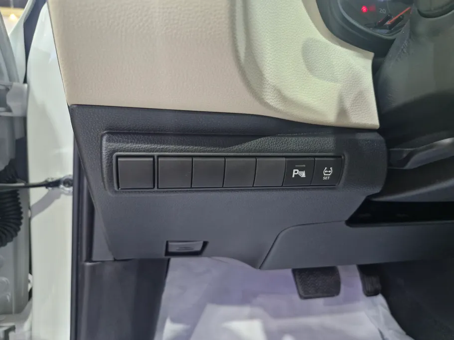 2024 Toyota Corolla XLI 