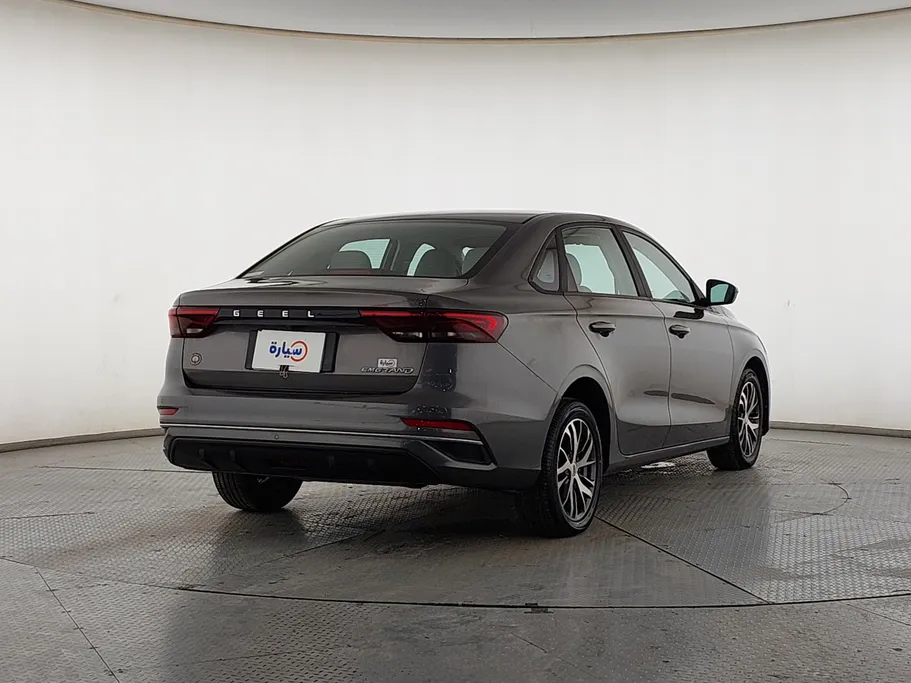 جيلي امجراند GS 2024 