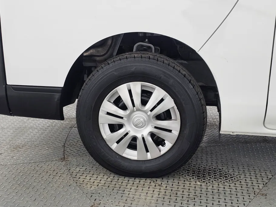 2021 Nissan Urvan NV350 