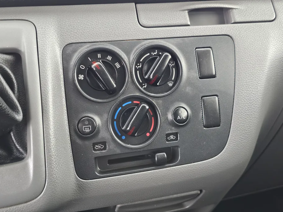 2021 Nissan Urvan NV350 