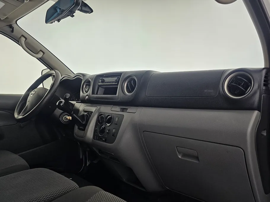 2021 Nissan Urvan NV350 